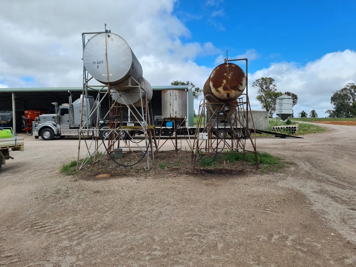 Durotank fuel tanks at Corrie Vale Pastoral